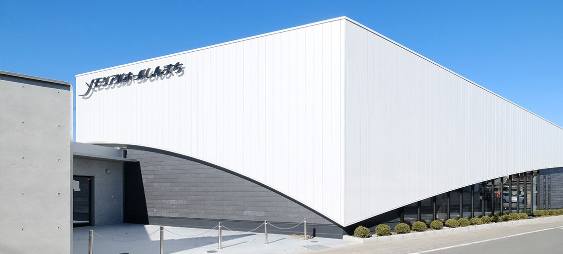 群馬県高崎市・佐波郡玉村町の皆様へ　特別な生花祭壇で、温かみがあるお葬式を