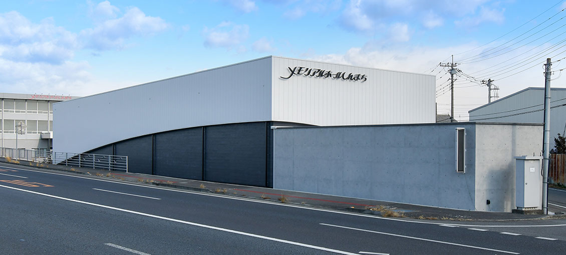 群馬県高崎市・佐波郡玉村町の皆様へ　特別な生花祭壇で、温かみがあるお葬式を